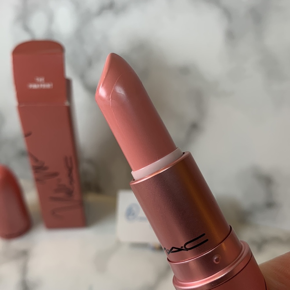 LN THE PINKPRINT NICKI MINAJ Amplified Lipstick MAC - Picture 6 of 17
